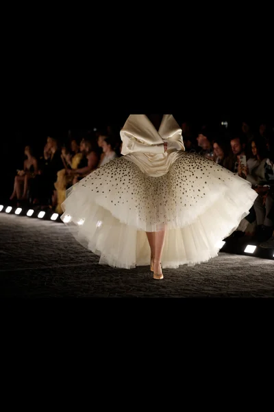Look 56